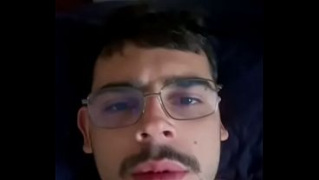 [Nobre, Vids] Novinho Dotado Parrudo Batendo Falando Putaria At Gozar